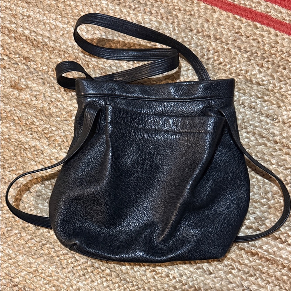 Stone Mountain Accessories Black Pebbled Leather Crossbody Bag